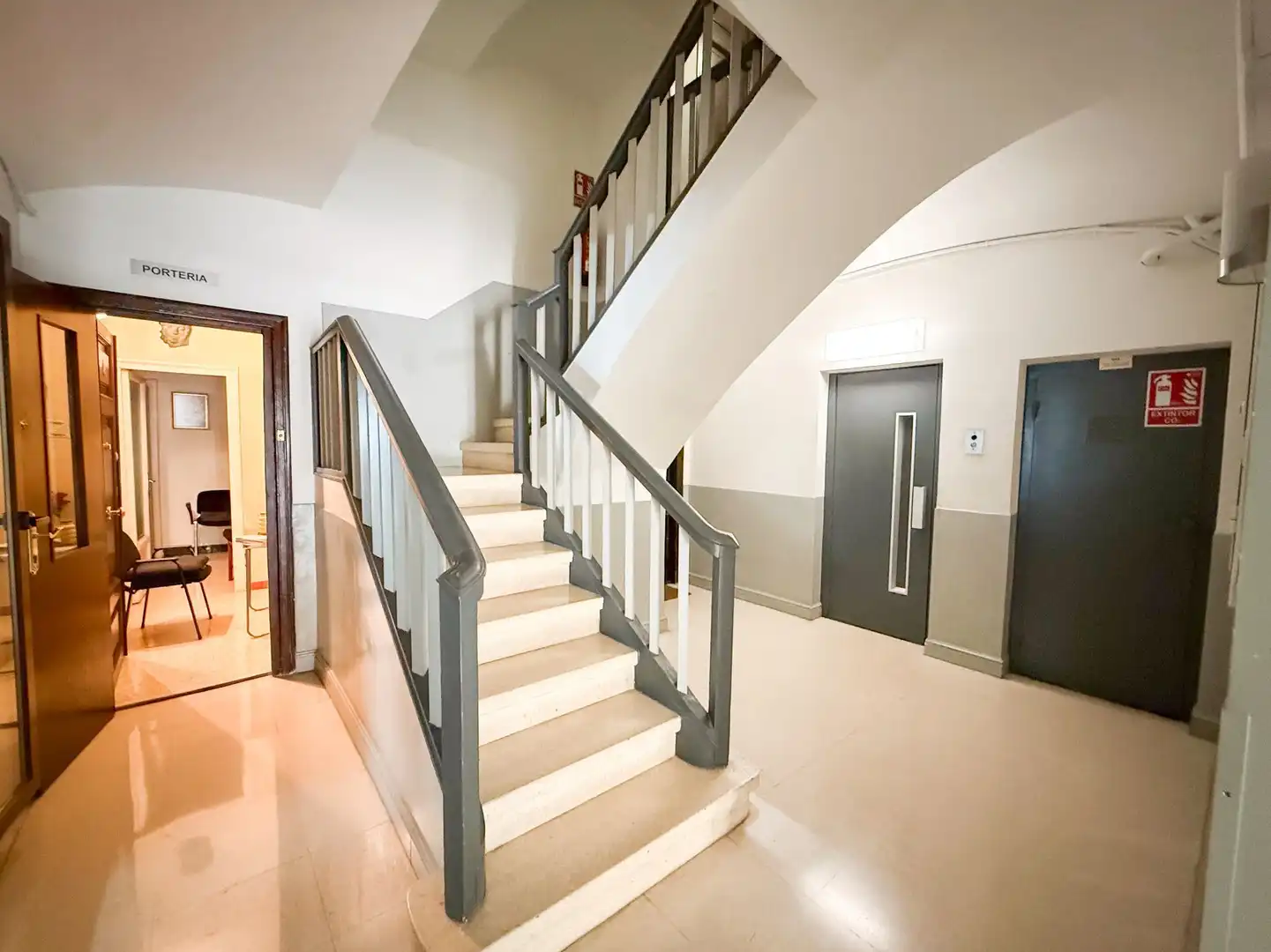 Piso en venta en Barcelona con Aire acondicionado, Calefacción y Amueblado