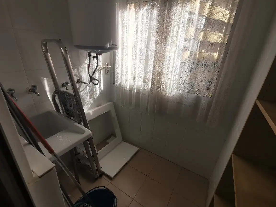 Bathroom of Flat for rent in Manresa  with Heating and Balcony