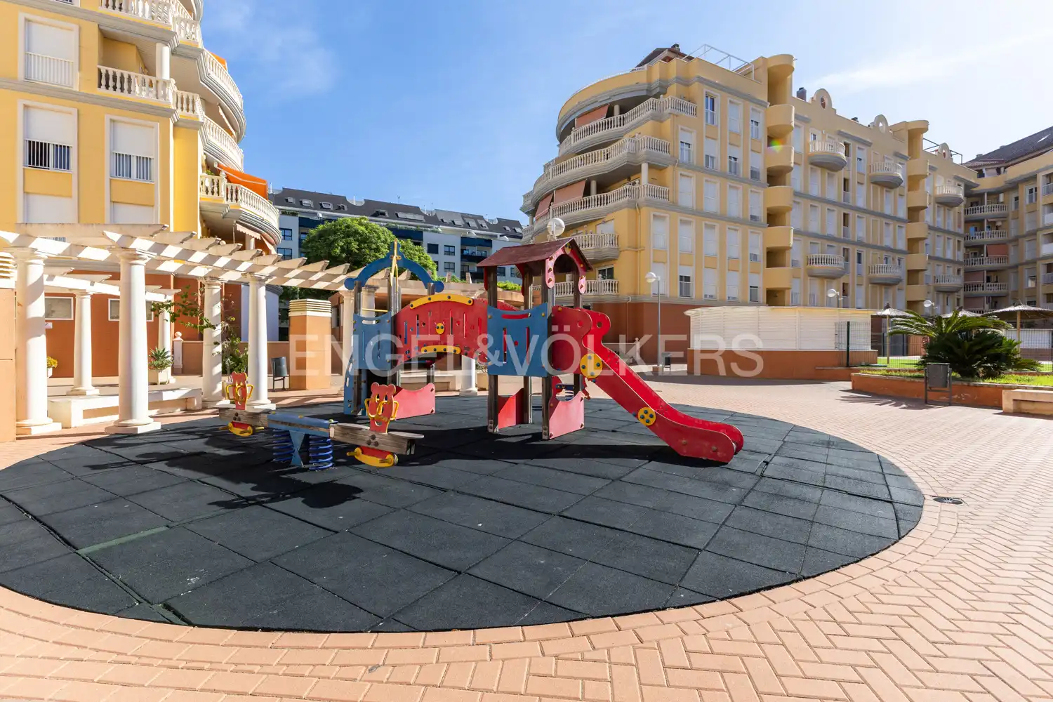 Exterior view of Flat for sale in Dénia  with Air Conditioner, Heating and Swimming Pool