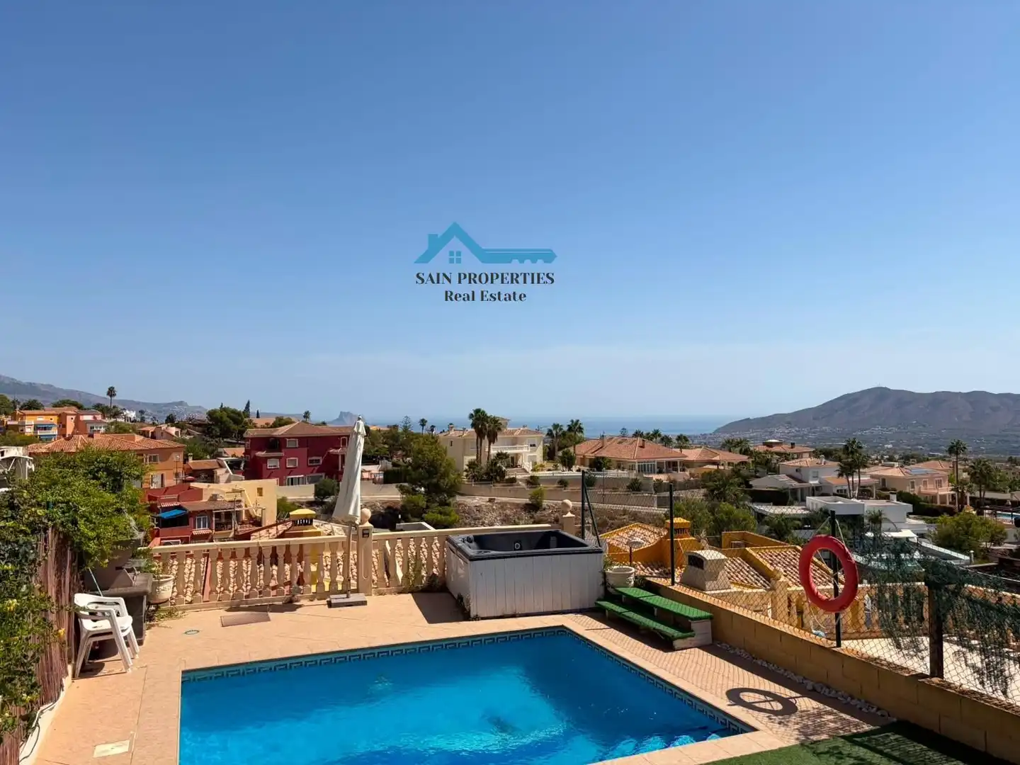 Casa aparellada amb terrassa en venda a Coloma, imagen 27