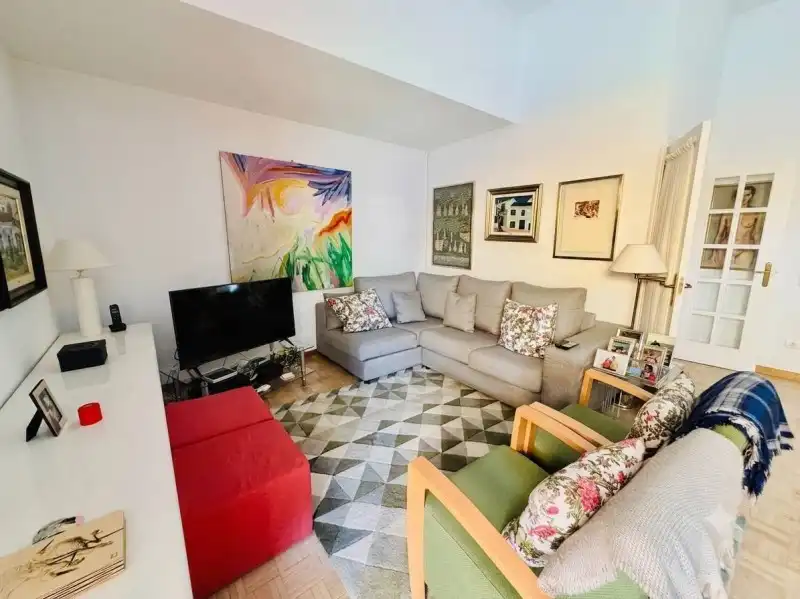 Sala de estar de Piso en venta en Las Rozas de Madrid con Aire acondicionado, Calefacción y Parquet