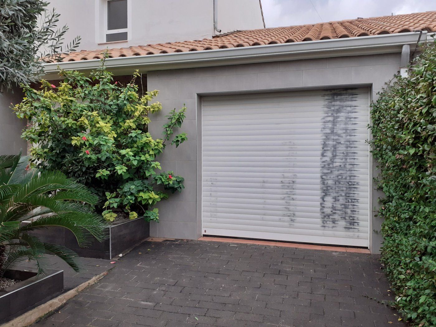 Vista exterior de Casa o xalet en venda en San Antonio de Benagéber amb Aire condicionat, Calefacció i Jardí privat
