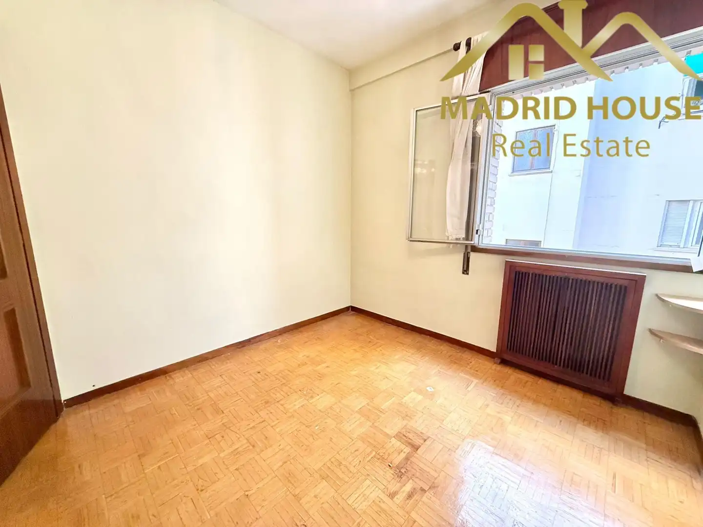 Schlafzimmer von Wohnung zum Verkauf in Madrid mit Heizung und Terrasse