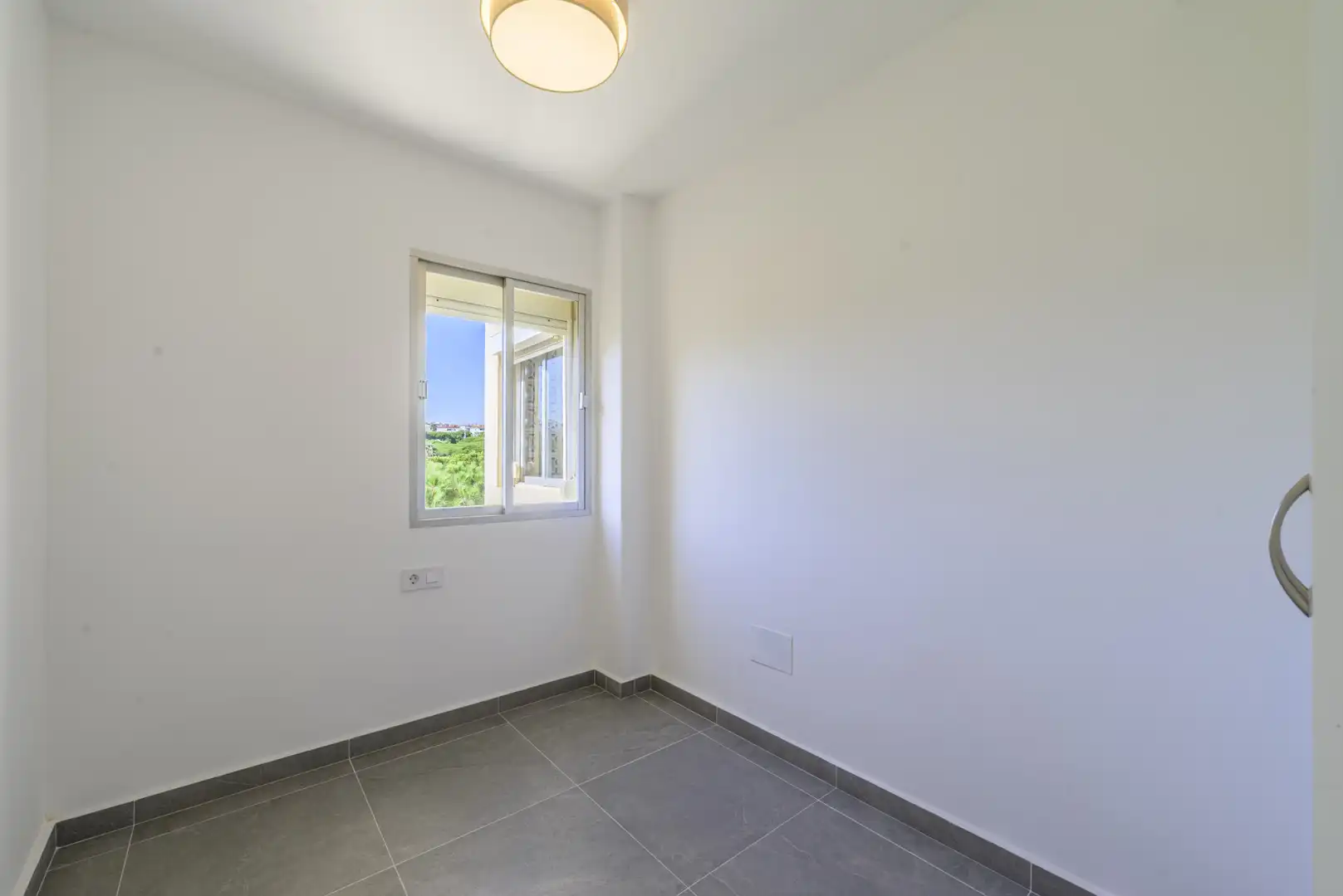 Habitación de Apartamento en venta en Mijas con Aire acondicionado, Terraza y Piscina