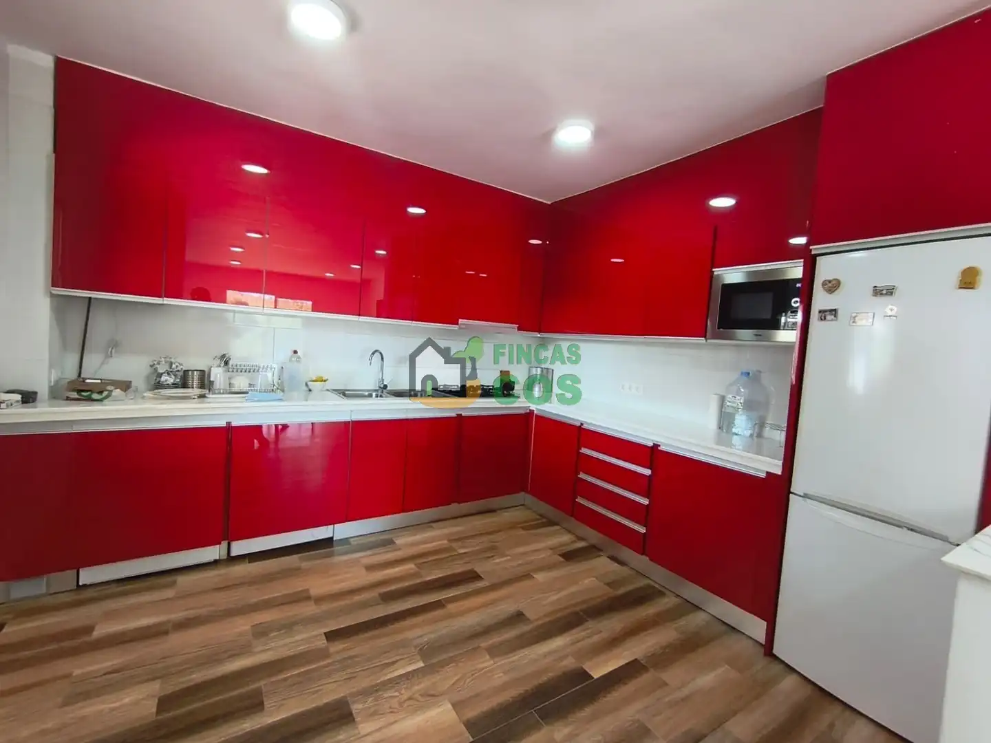 Casa con piscina en venta en Carrer Salvador Claramunt, imagen 9