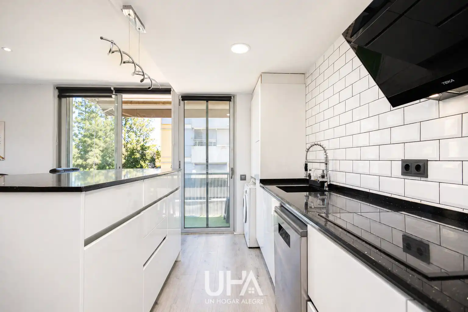 Cocina de Piso en venta en Gavà con Aire acondicionado, Calefacción y Parquet