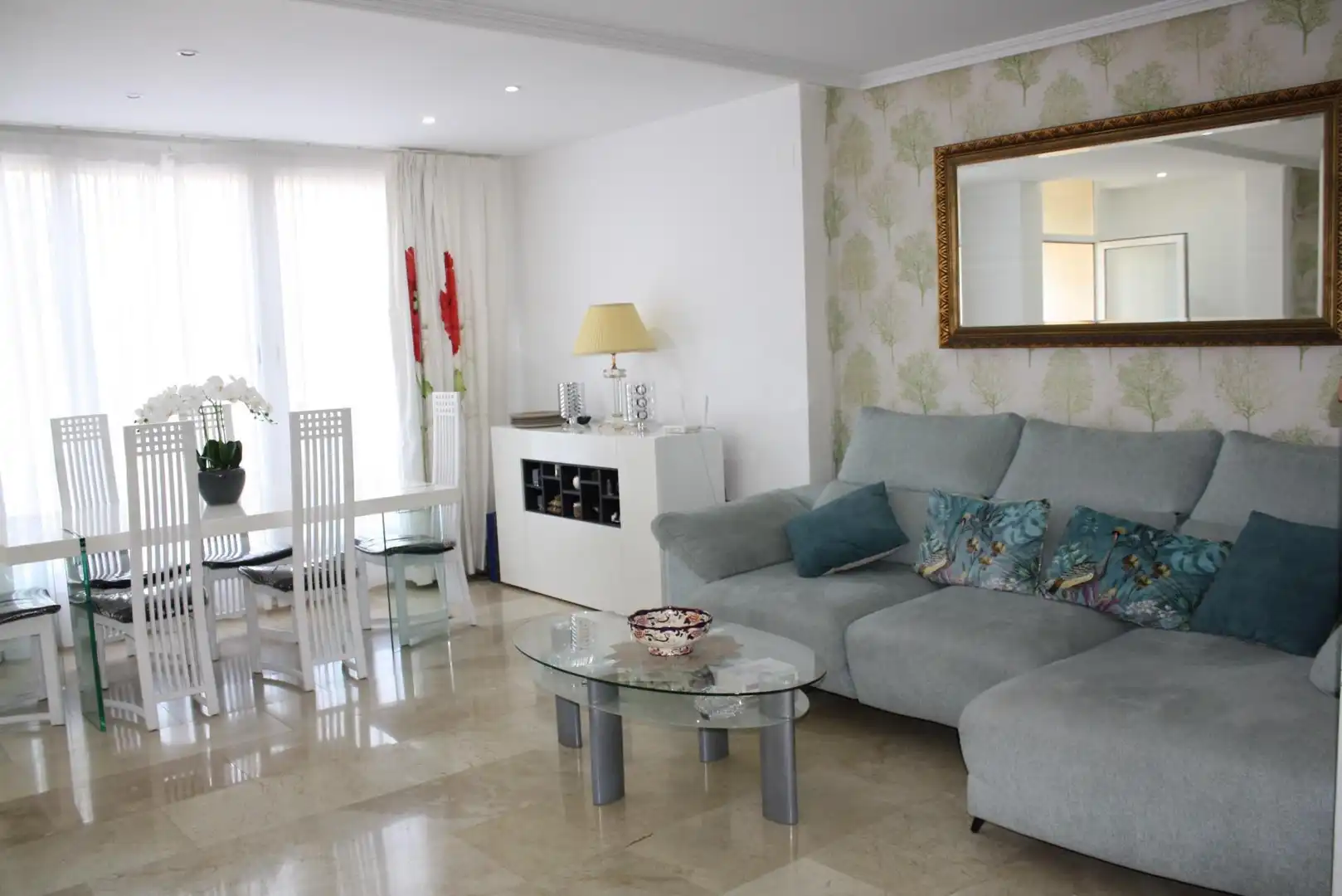 Wohnzimmer von Haus oder Chalet zum Verkauf in Monforte del Cid mit Klimaanlage, Privatgarten und Terrasse