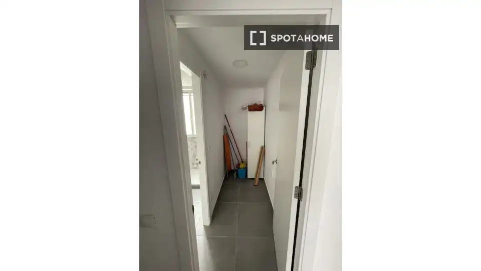 Wohnung zur untervermieten in Sagunto / Sagunt mit Klimaanlage und Terrasse