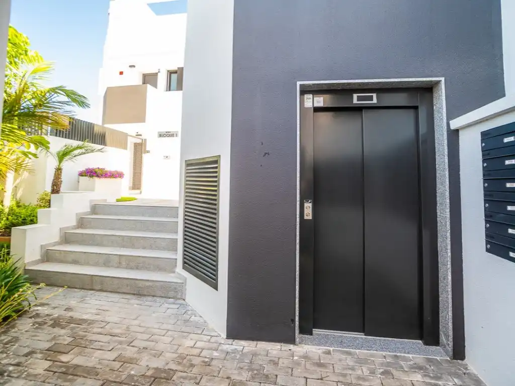 Apartamento con piscina en venta en Calle Zv 54, imagen 44