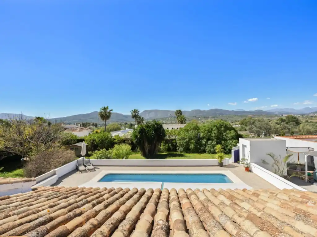 Houses for sale in Montgó - Ermita