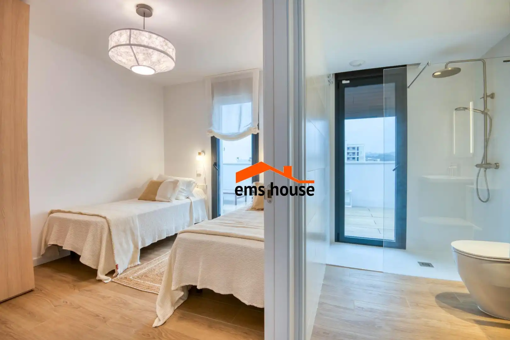 Habitación de Ático en venta en Calonge i Sant Antoni con Terraza, Trastero y Amueblado