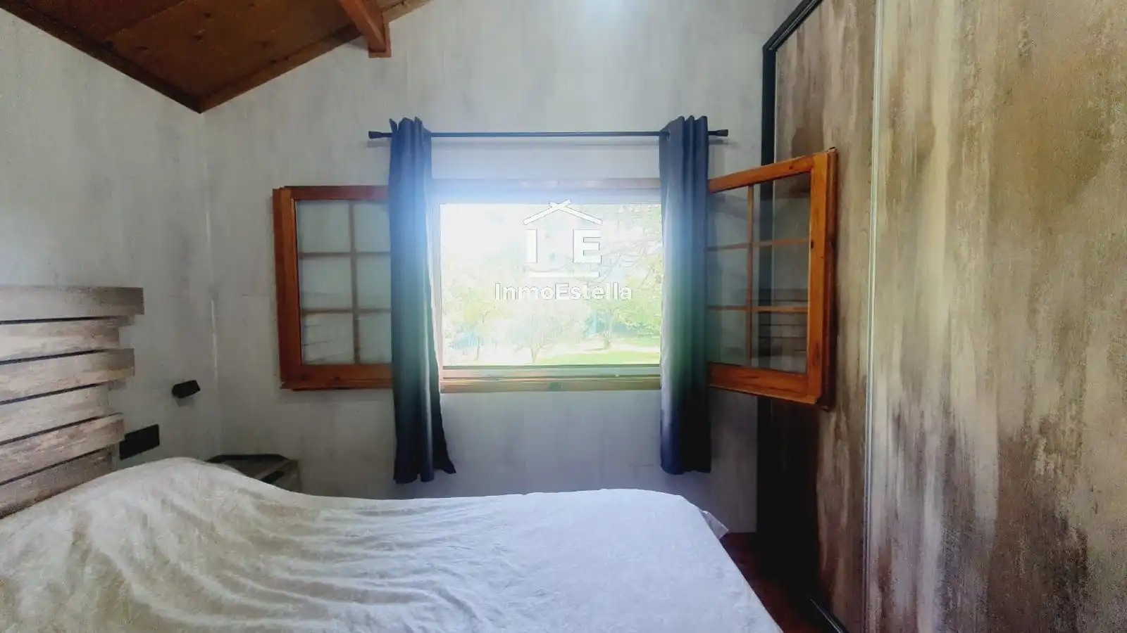 Dormitori de Casa o xalet en venda en Améscoa Baja amb Calefacció, Jardí privat i Terrassa