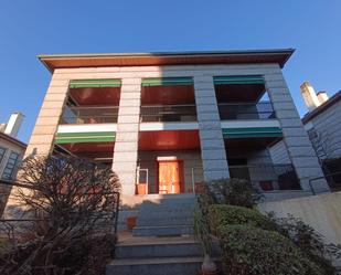 Vista exterior de Casa o xalet en venda en Ourense Capital  amb Terrassa, Piscina i Balcó