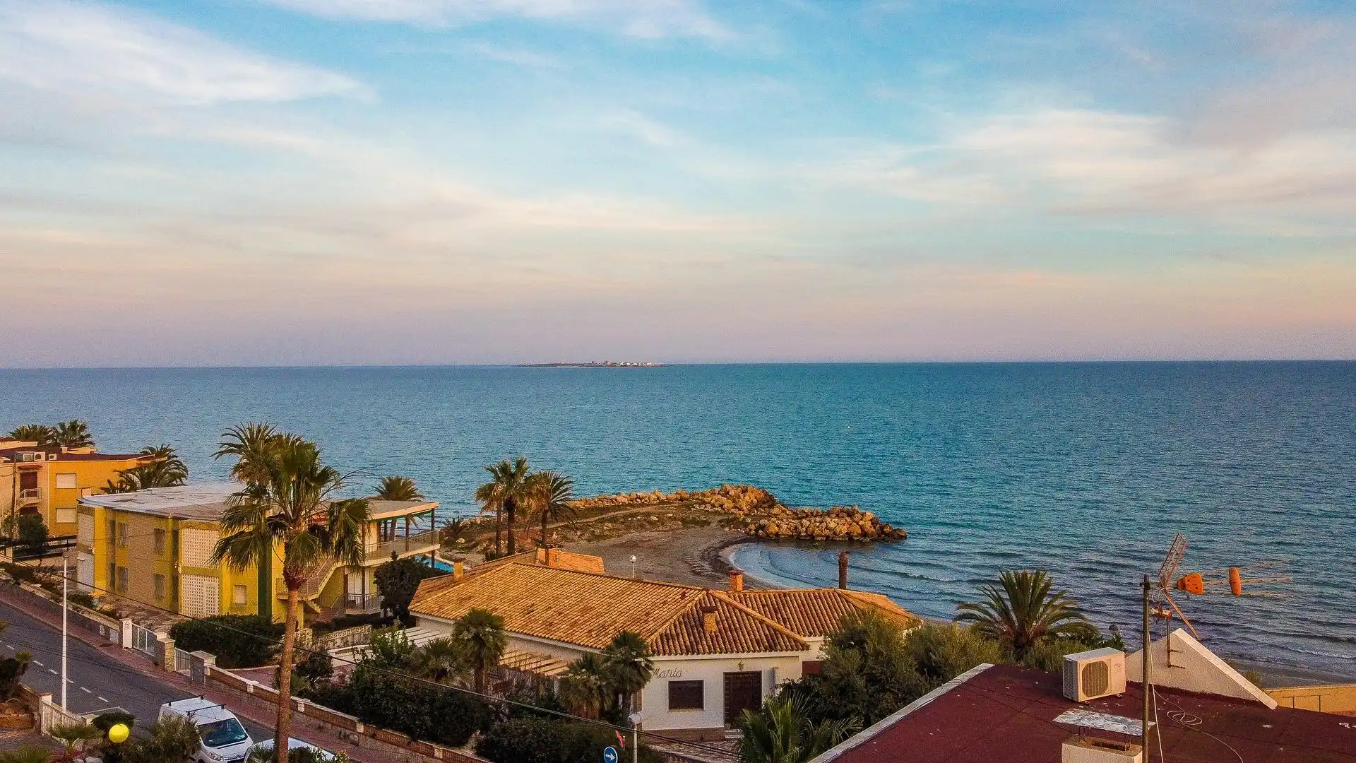 Vista exterior de Casa adosada en venta en Santa Pola con Jardín privado y Terraza