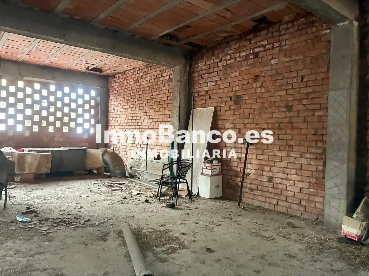 Commercial properties for sale in La Pobla Llarga  with Terrace