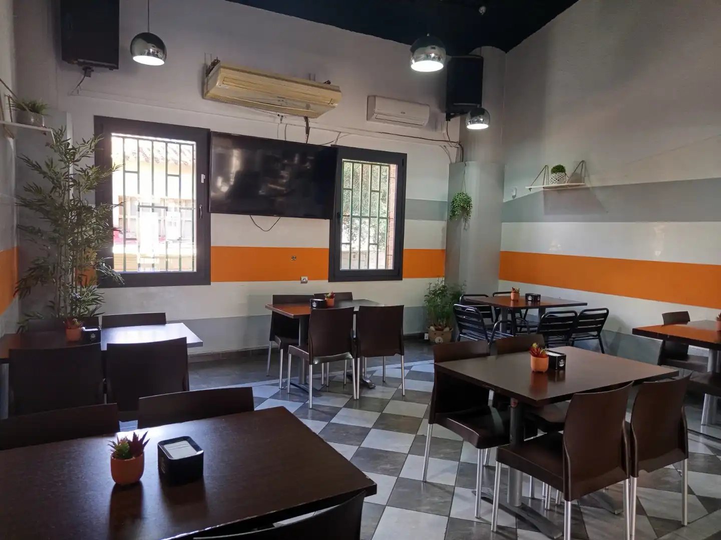 Business premises for transfer in Miami Platja, imagen 13
