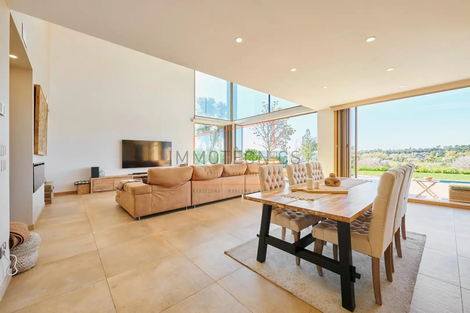 Sala d'estar de Casa o xalet en venda en Santa Eulàlia de Ronçana amb Aire condicionat, Jardí privat i Terrassa