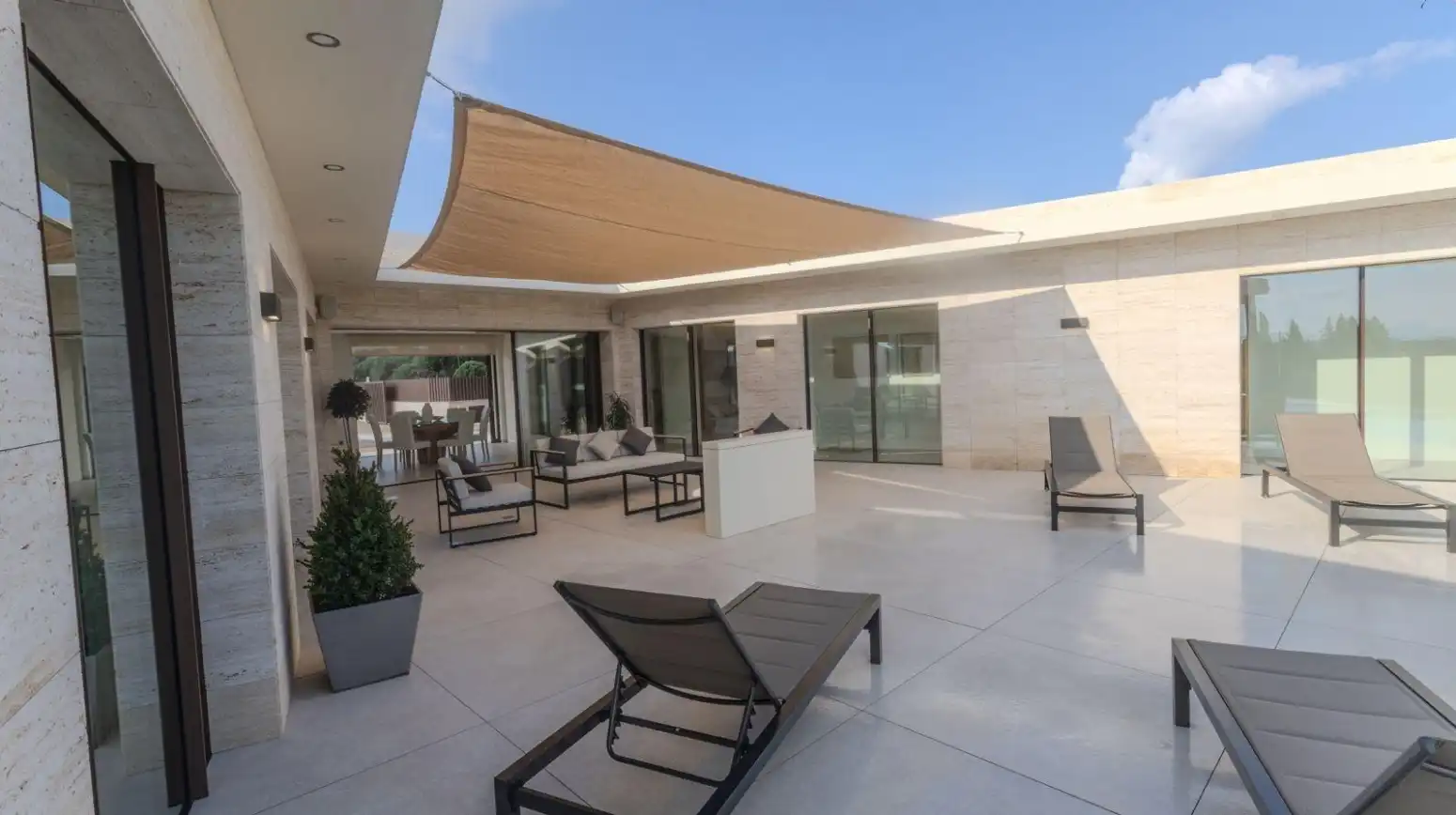 Terrassa de Casa o xalet de lloguer en Muro amb Aire condicionat, Calefacció i Jardí privat