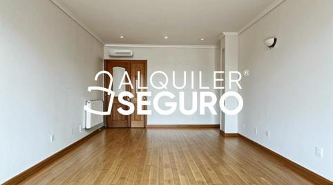 Photo 3 of Flat to rent in Campanas, PAU de Carabanchel, Madrid
