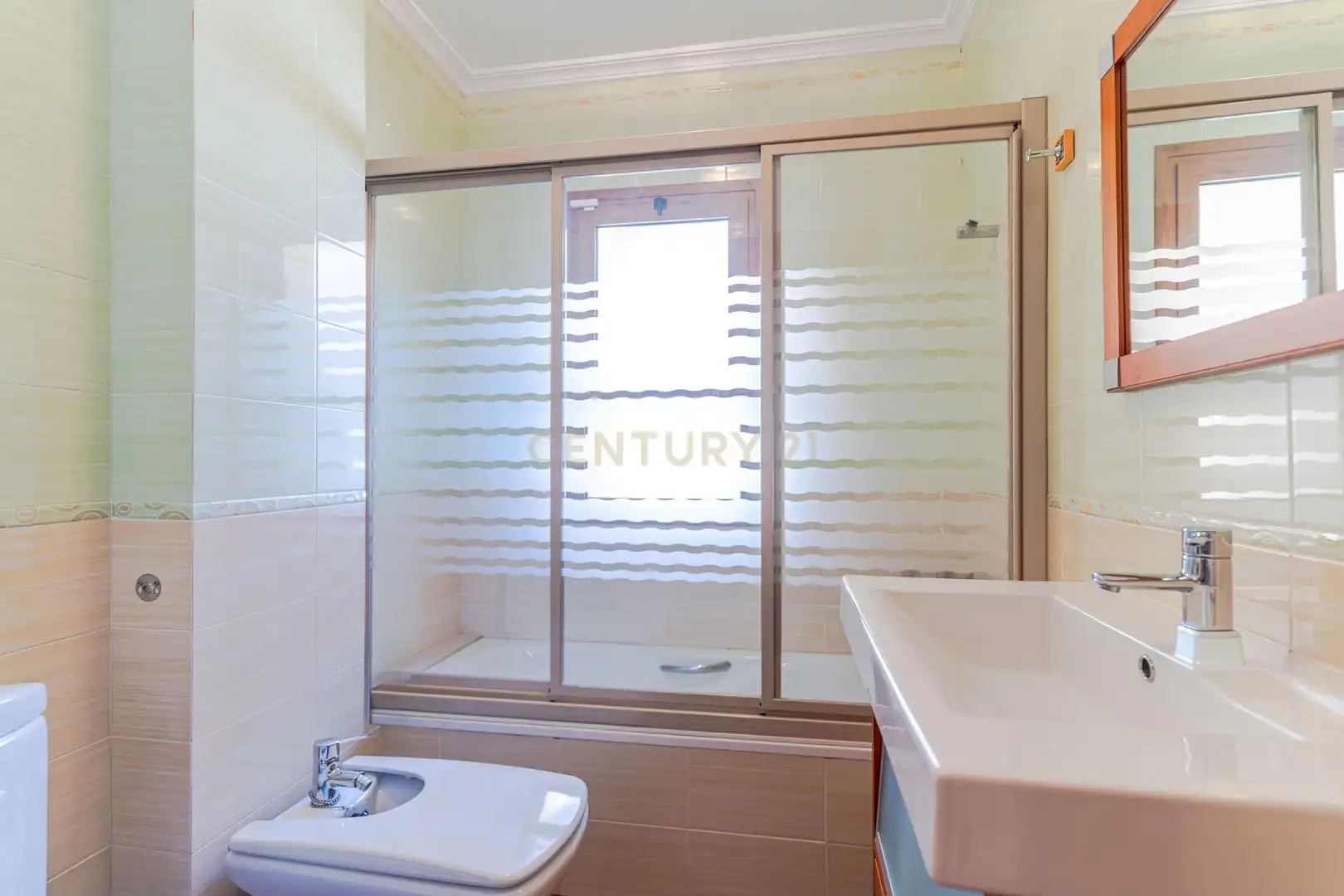 Bathroom of Houses for sale in Baza  with Storage room and Balcony
