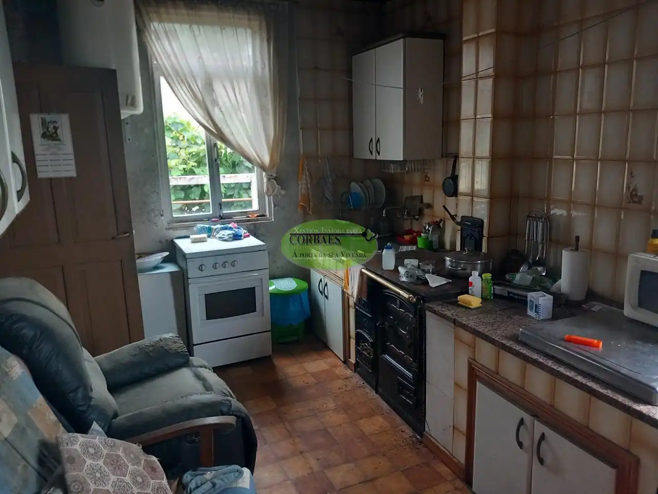 Cuina de Casa o xalet en venda en Ramirás amb Jardí privat, Terrassa i Traster