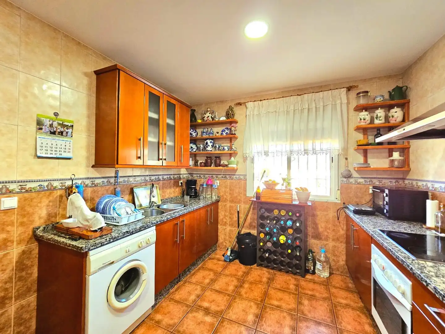 Kitchen of Houses for sale in Córdoba  with Air Conditioner, Private garden and Terrace