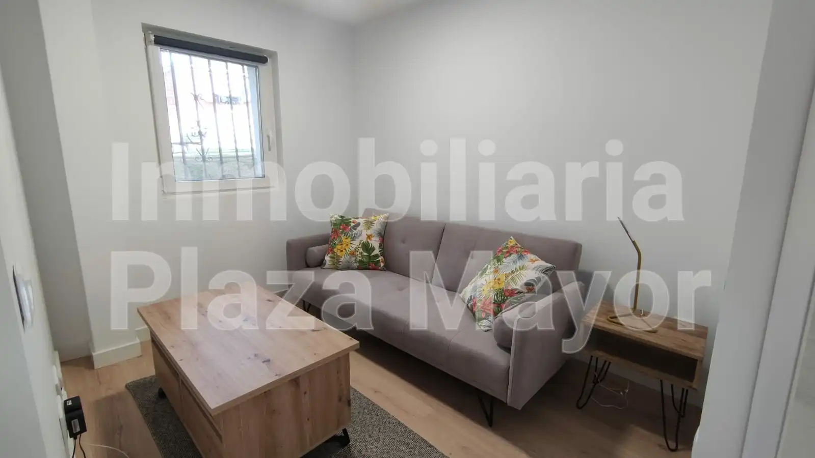 Sala de estar de Piso en venta en Salamanca con Calefacción, Horno y Lavadora
