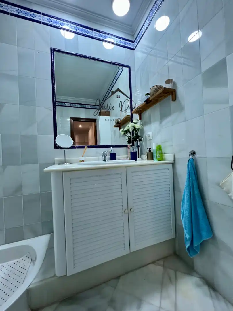 Baño de Casa o chalet en venta en La Puebla del Río con Aire acondicionado, Terraza y Balcón