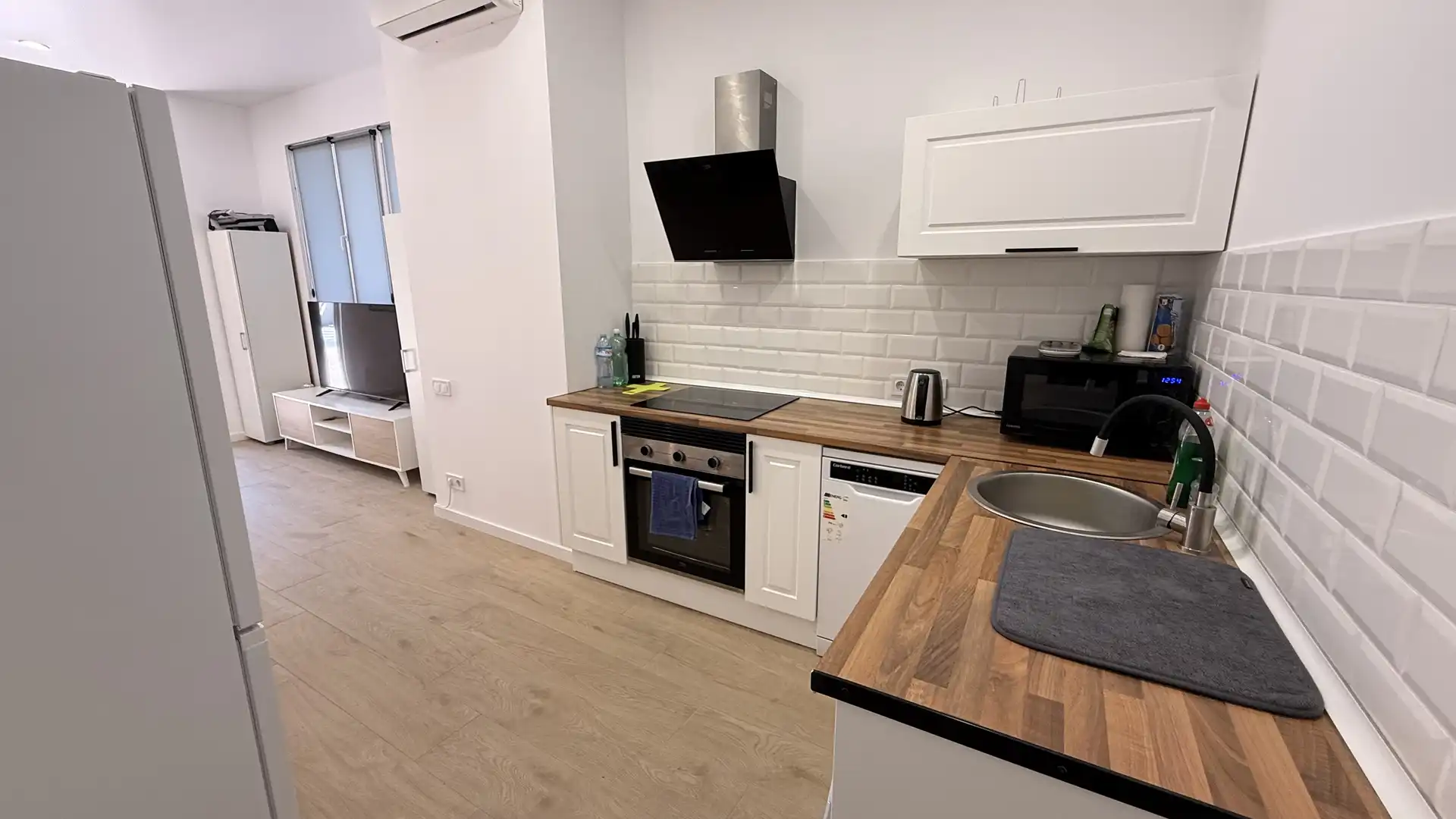 Cuina de Apartament en venda en Benidorm amb Aire condicionat, Calefacció i Jardí privat