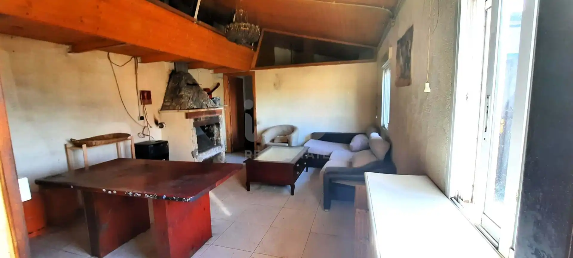Sala d'estar de Casa o xalet en venda en San Pedro Bercianos amb Calefacció