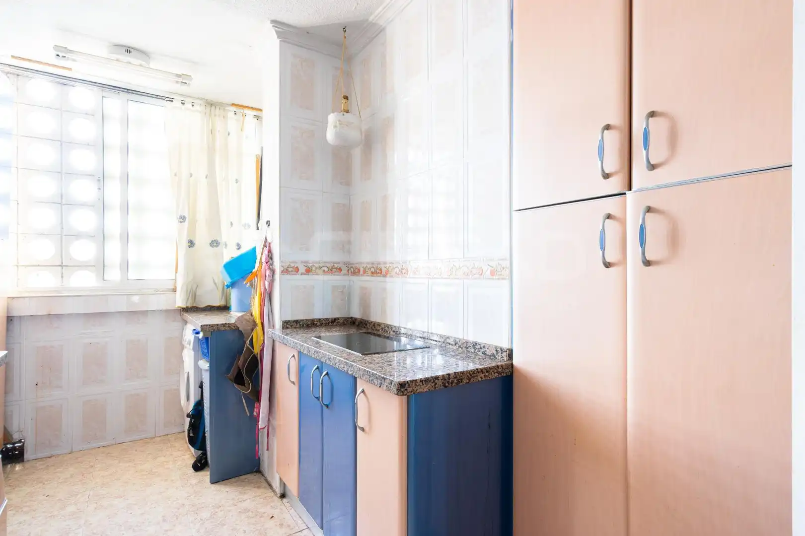 Kitchen of Flat for sale in Sevilla  with Balcony