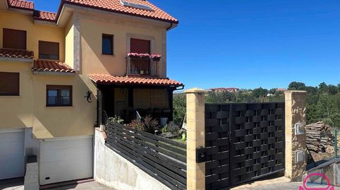 Foto 2 de Casa adosada en venta en Garrafe de Torío, León