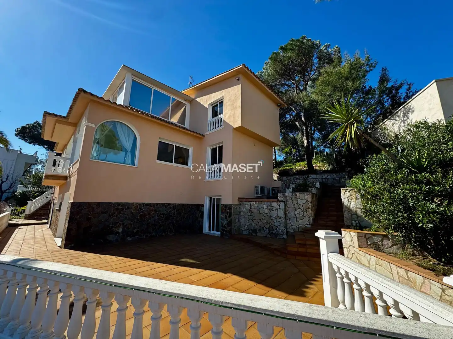 Außenansicht von Haus oder Chalet zum Verkauf in Calonge i Sant Antoni mit Heizung, Privatgarten und Terrasse