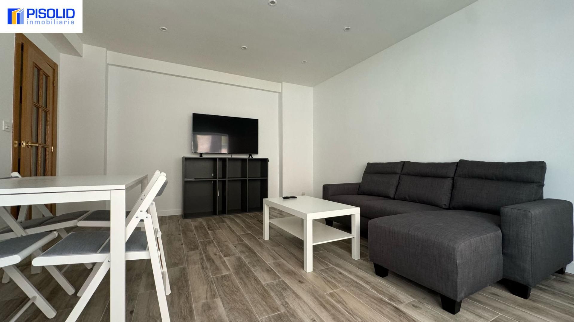 Sala d'estar de Pis de lloguer en Valladolid Capital amb Calefacció, Terrassa i Balcó