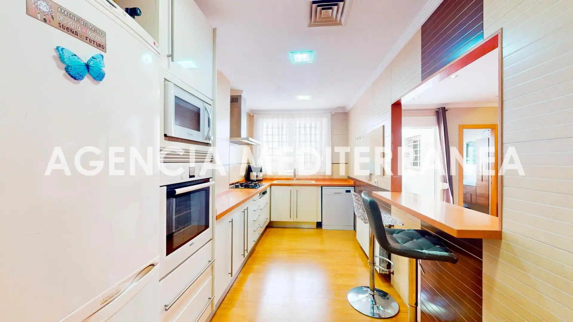 Cocina de Casa o chalet en venta en Burjassot con Aire acondicionado, Calefacción y Terraza