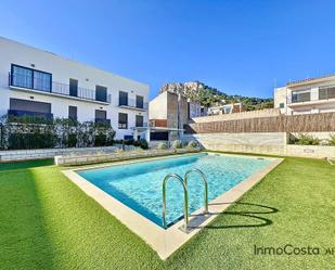 Piscina de Apartament en venda en L'Estartit amb Aire condicionat, Calefacció i Traster