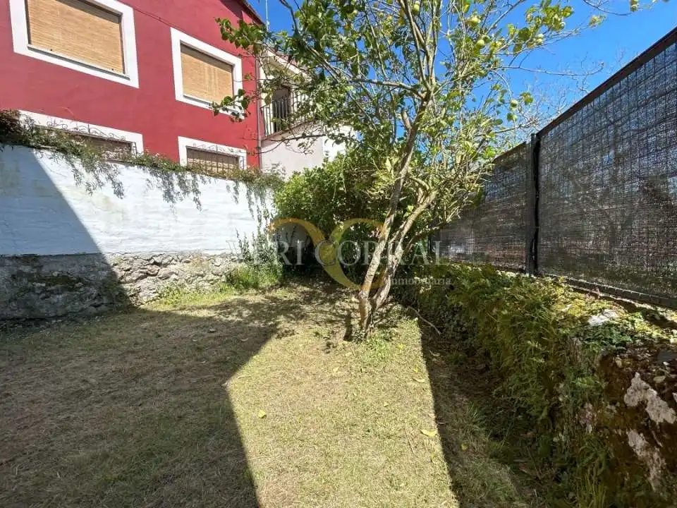 Jardí de Casa o xalet en venda en Llanes amb Calefacció, Jardí privat i Traster