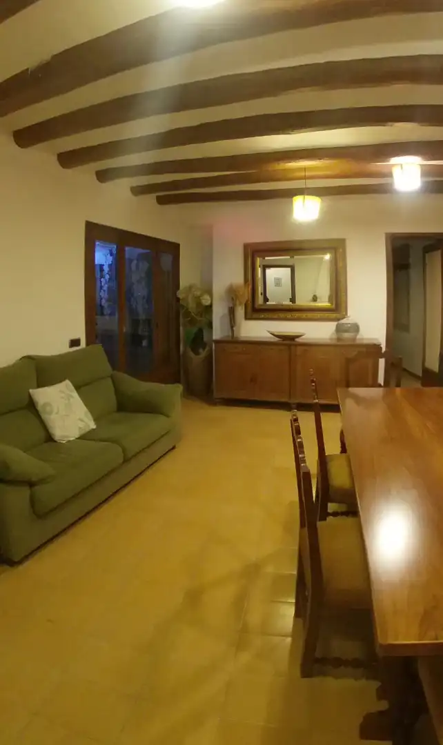 Sala d'estar de Casa adosada en venda en Montoliu de Segarra