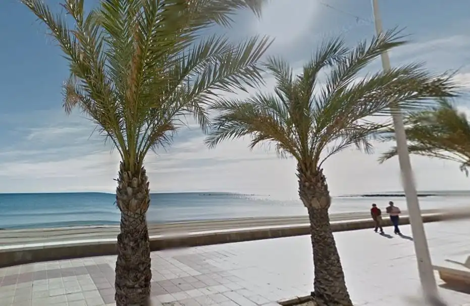 Casa adosada de lloguer a Campello Playa