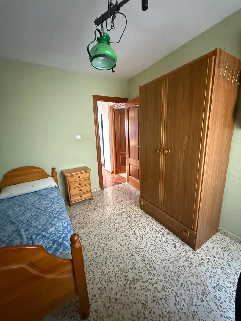 Habitación de Piso de alquiler en Granada con Terraza