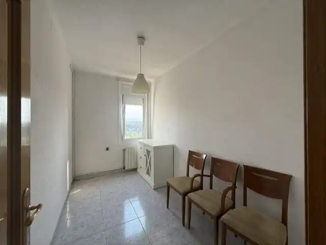 Bedroom of Flat for sale in Sabadell  with Air Conditioner, Heating and Balcony
