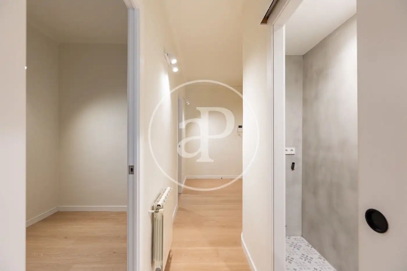 Piso en venta en Barcelona con Aire acondicionado, Calefacción y Balcón
