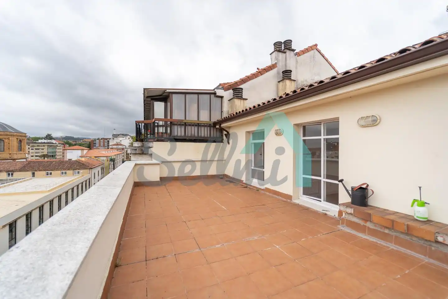 Terraza de Ático de alquiler en Oviedo  con Calefacción y Terraza