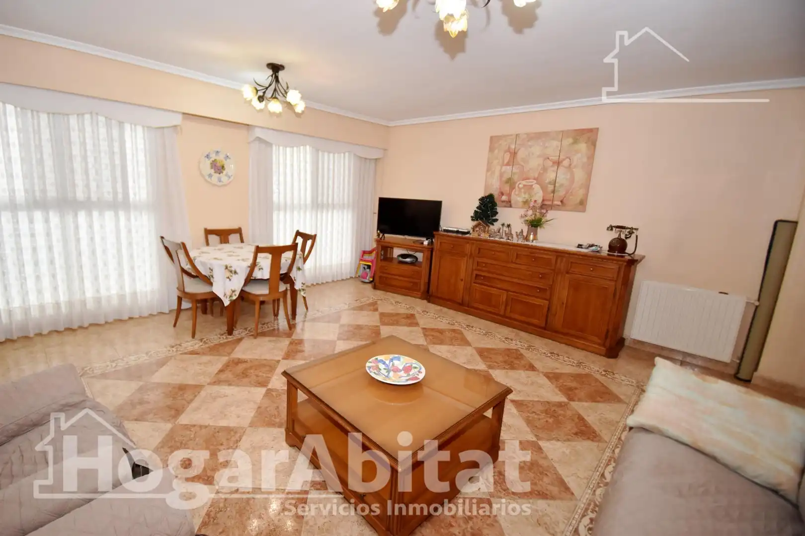 Sala d'estar de Casa adosada en venda en Vila-real amb Aire condicionat, Calefacció i Terrassa