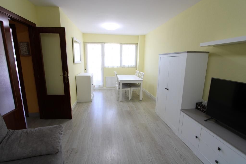 Flat for sale in Calle El Portalón, 17, Molledo