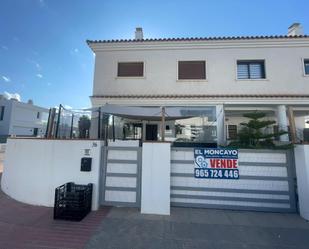 Casa o xalet en venda en Daya Nueva amb Aire condicionat i Terrassa