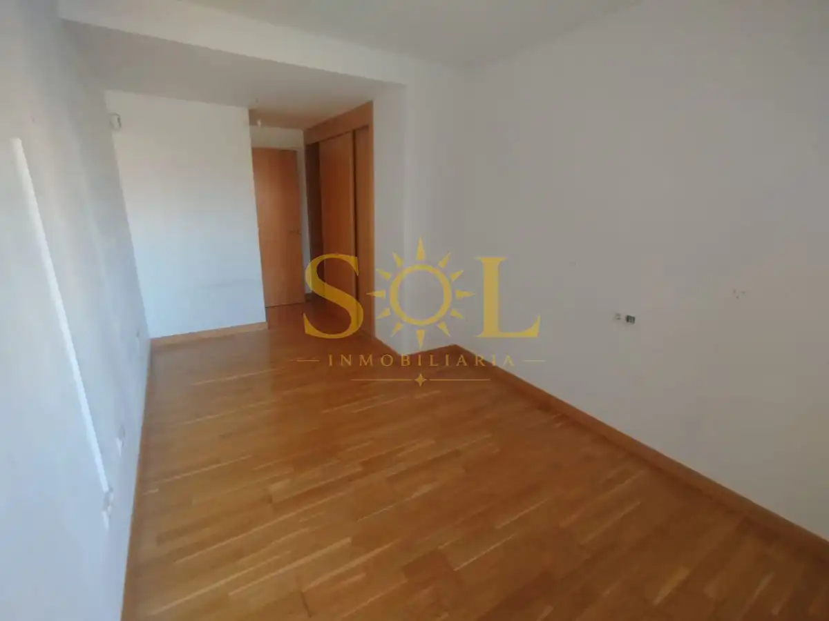 Bedroom of Flat for sale in León Capital   with Heating and Parquet flooring