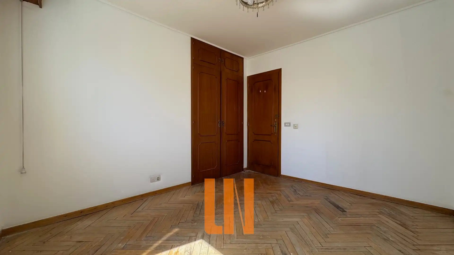 Habitación de Piso en venta en A Coruña Capital  con Calefacción, Parquet y Trastero