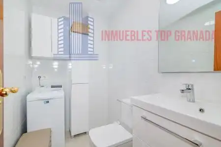 Bany de Casa o xalet en venda en Armilla amb Aire condicionat i Calefacció