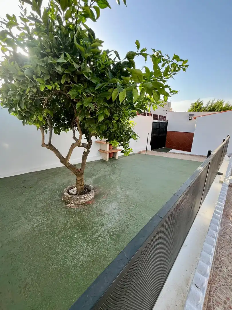 Terrace of Houses for sale in Castilleja de la Cuesta  with Air Conditioner, Heating and Terrace